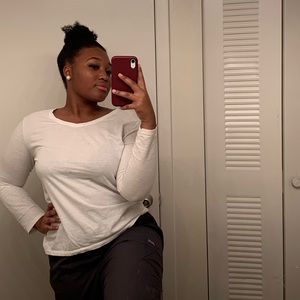 Meet your Posher, Brinique